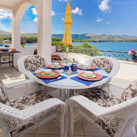 Sea Breeze - Front Sea Apartment ซาบอริซ ภายนอก รูปภาพ