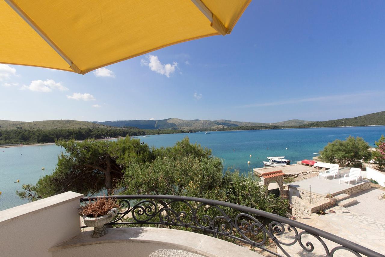 Sea Breeze - Front Sea Apartment ซาบอริซ ภายนอก รูปภาพ